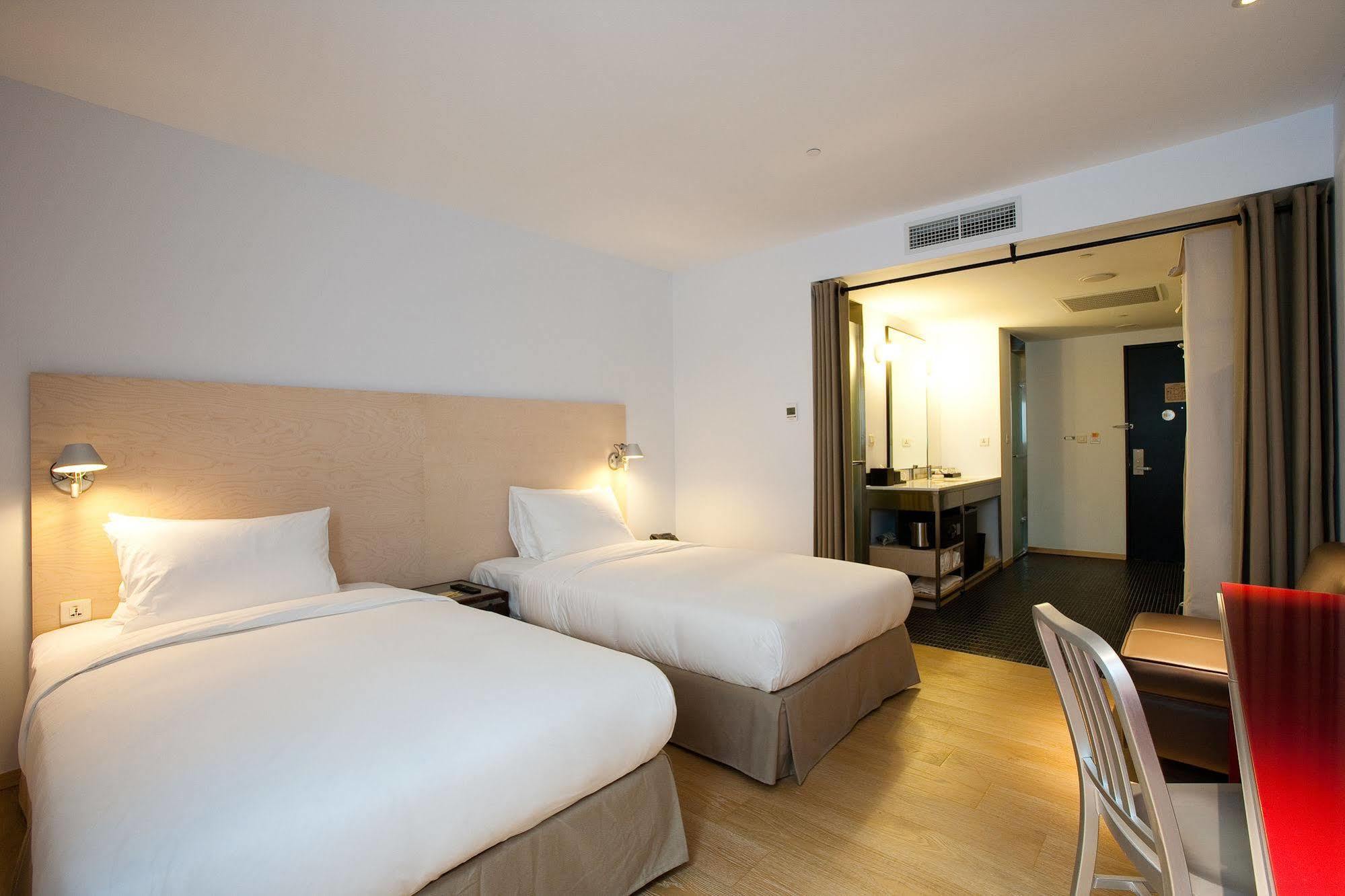 Amba Taipei Ximending Hotel Екстериор снимка